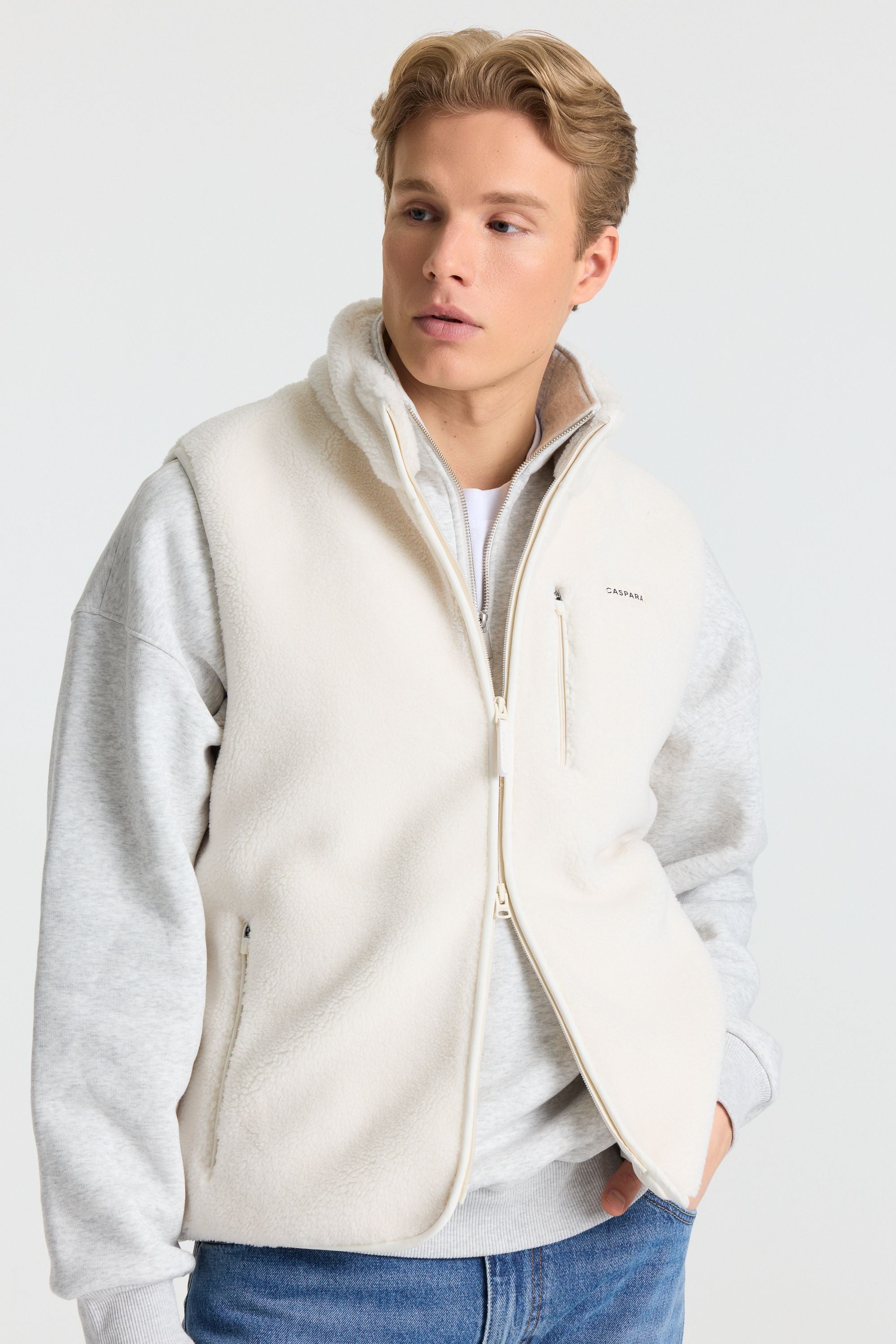 M. Cloudfleece™ Vest - Creme